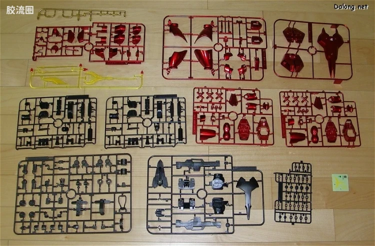 HGUC 特别版 沙扎比 金属涂层Ver. - 图片